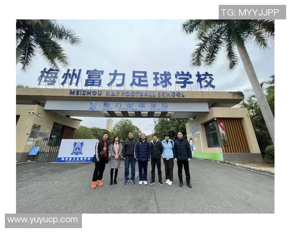 富力足球学校2023年招生启事欢迎热爱足球的你加入我们的大家庭